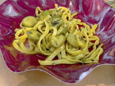 Tagliatelle con zucchine e tartufo