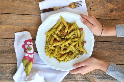 Pesto di rucola e pomodori