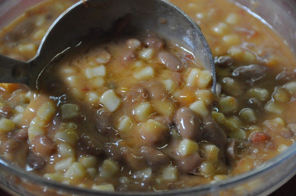 Pasta e fagioli con tonno