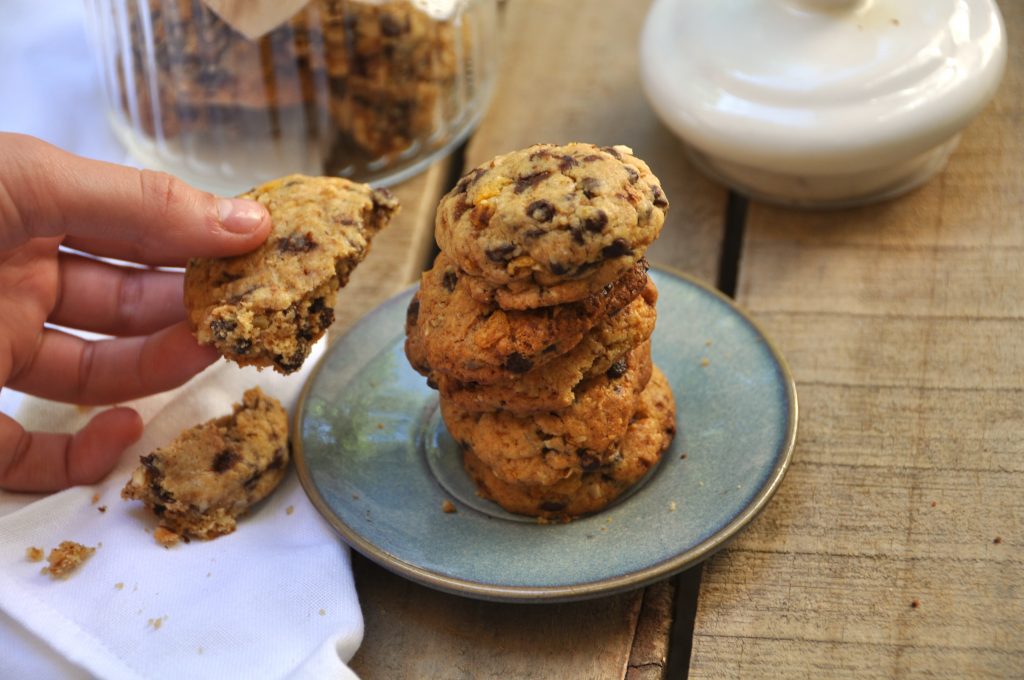 Biscotti con gocce di cioccolato