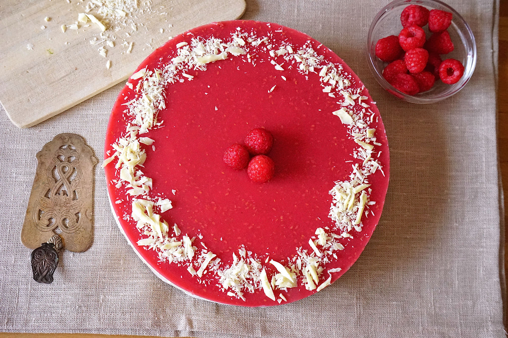 torta cioccolato bianco e lamponi