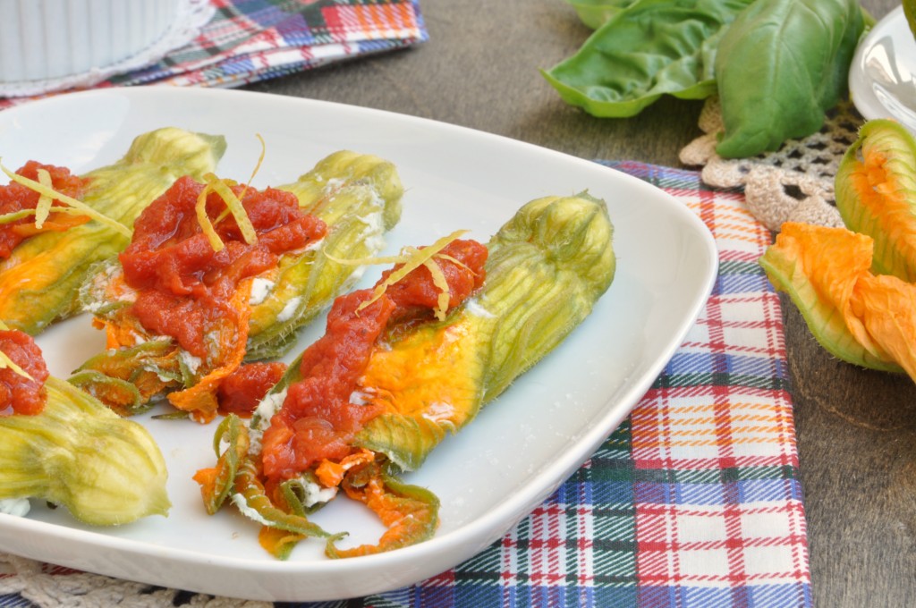 Fiori di zucca ripieni di ricotta