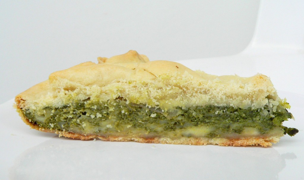 Pizza rustica con spinaci ed emmentaler