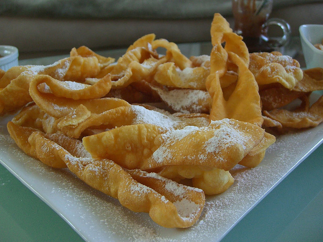 Crostoli trentini