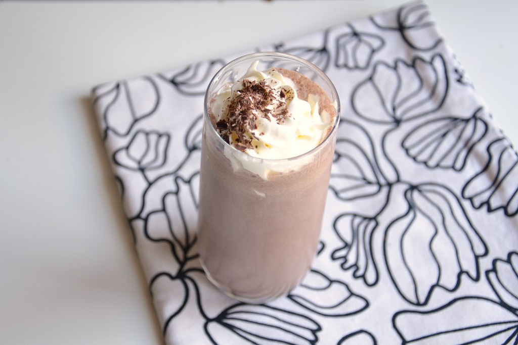 Frappè con gelato al cioccolato