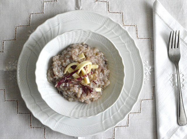 Risotto con radicchio e scamorza affumicata