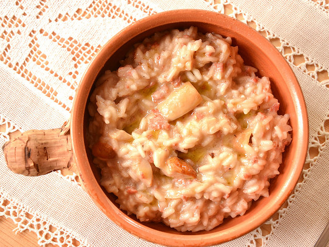 Risotto con salsiccia e porcini