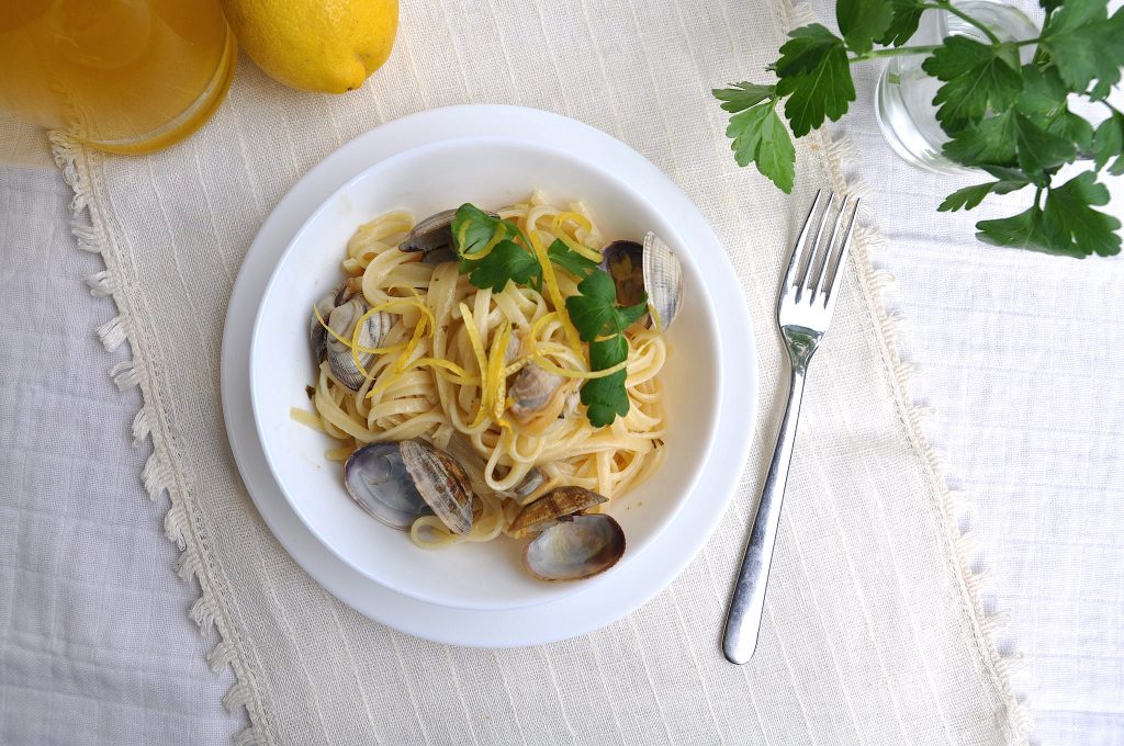 Linguine al limone e vongole