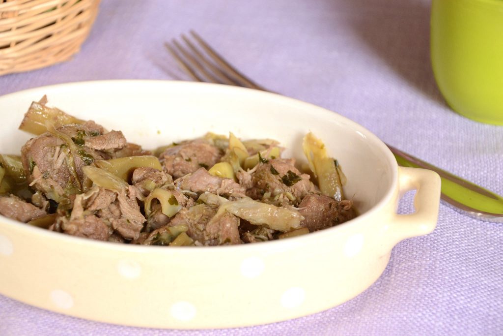 Agnello con carciofi