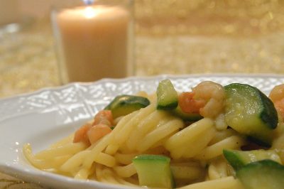 Pasta risottata zucchine e gamberetti