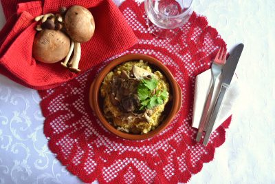 Polenta taragna con funghi e formaggio