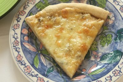 Pizza ai quattro formaggi