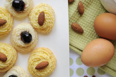 Pasticcini di pasta di mandorle