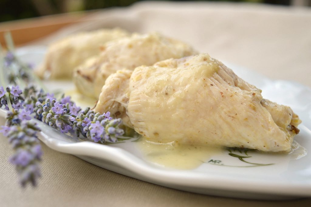 Involtini di pollo alla lavanda