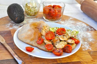 Insalata di pollo e pita