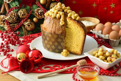 Panettone con struffoli