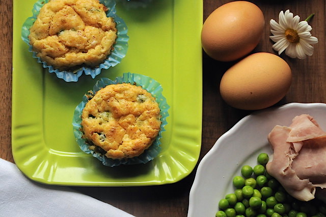 Muffin piselli e prosciutto