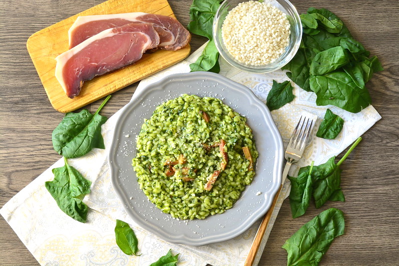 Risotto con spinaci e speck