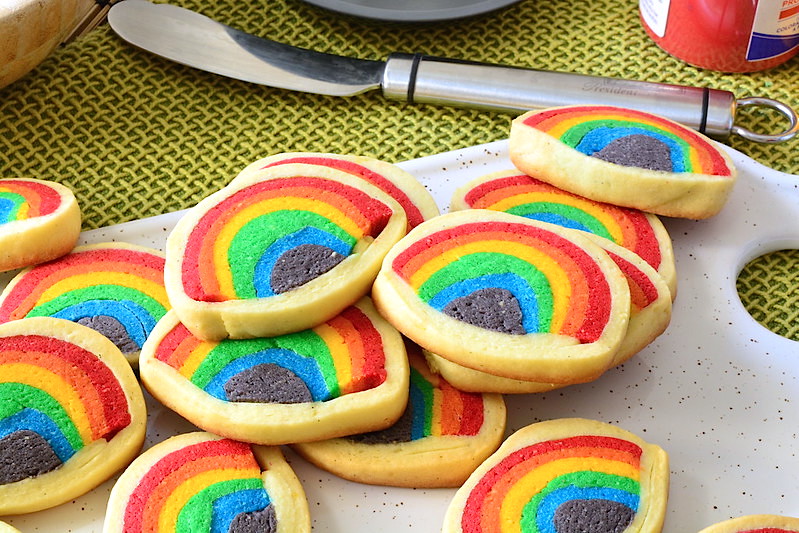 Biscotti arcobaleno