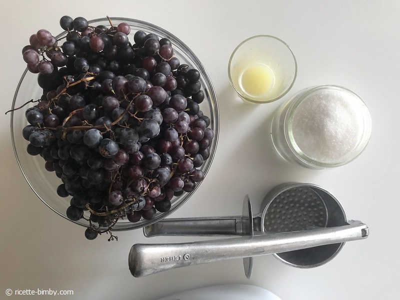 marmellata uva fragola ingredienti