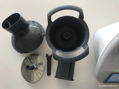 Affettatutto Bimby: prezzo e tutte le info dell’accessorio per affettare e grattugiare alla julienne!
