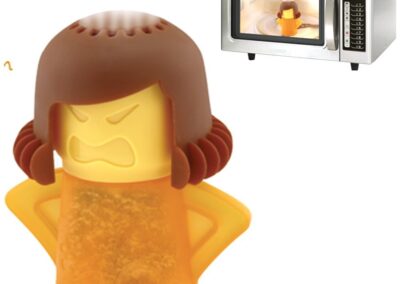 Pulizia forno microonde senza detersivi