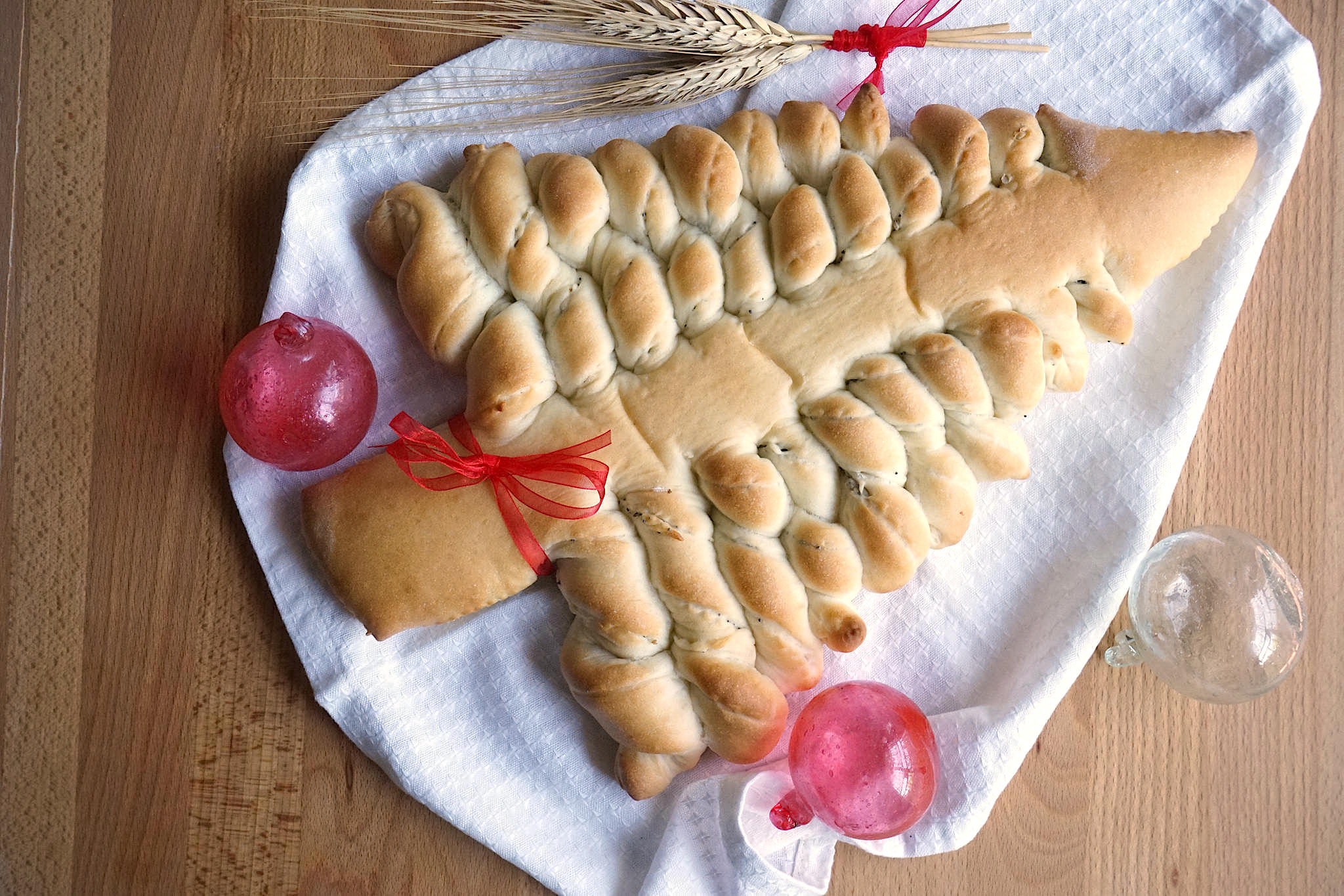 Pane albero di natale salato Bimby Pane albero di natale salato Bimby
