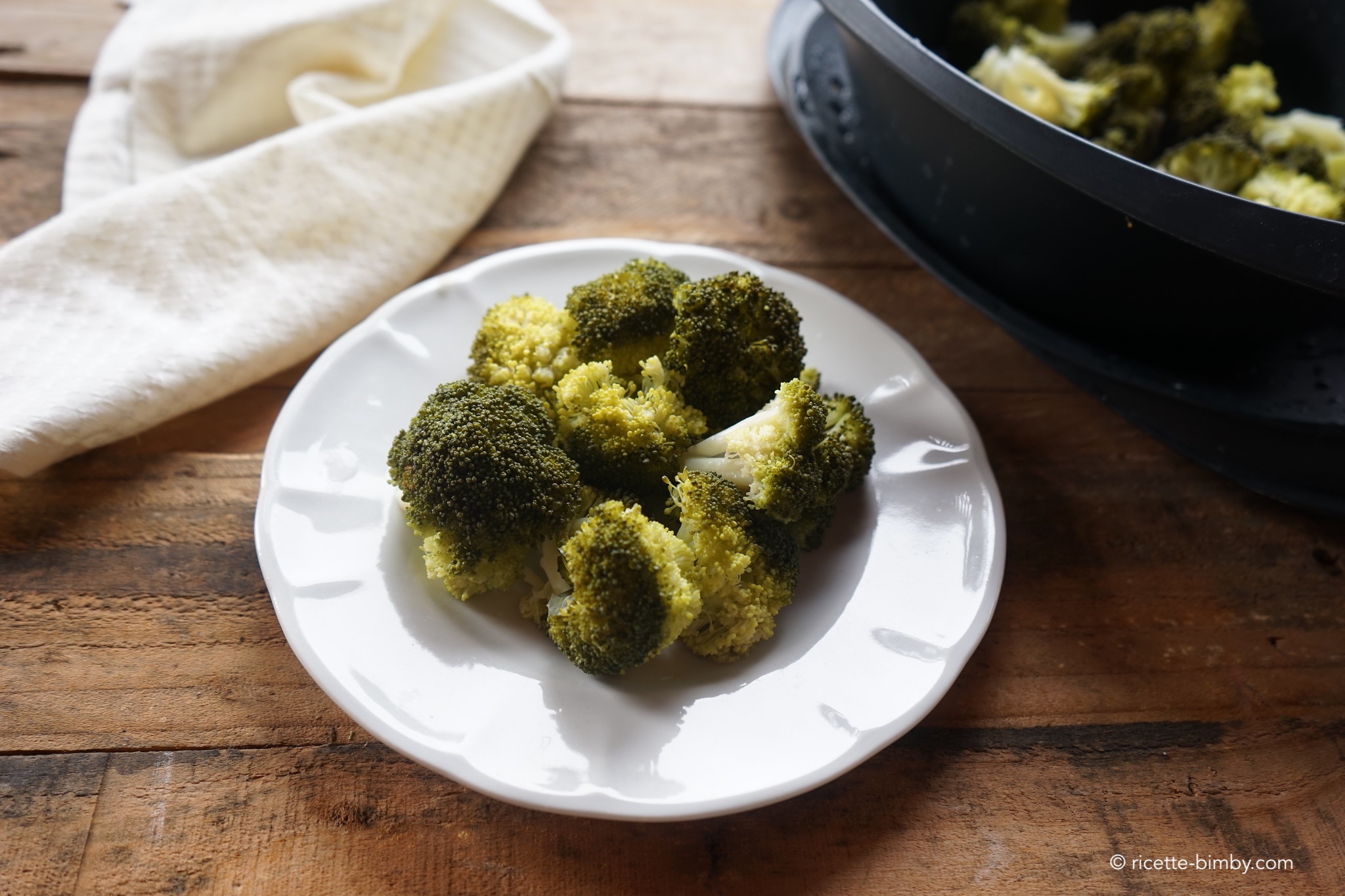 Broccoli al vapore Bimby con Varoma