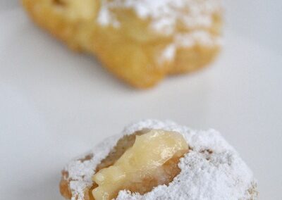 Castagnole fritte con crema