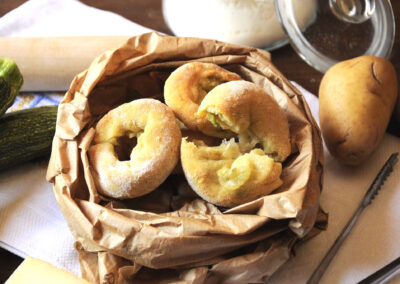 Ciambelle salate alle zucchine