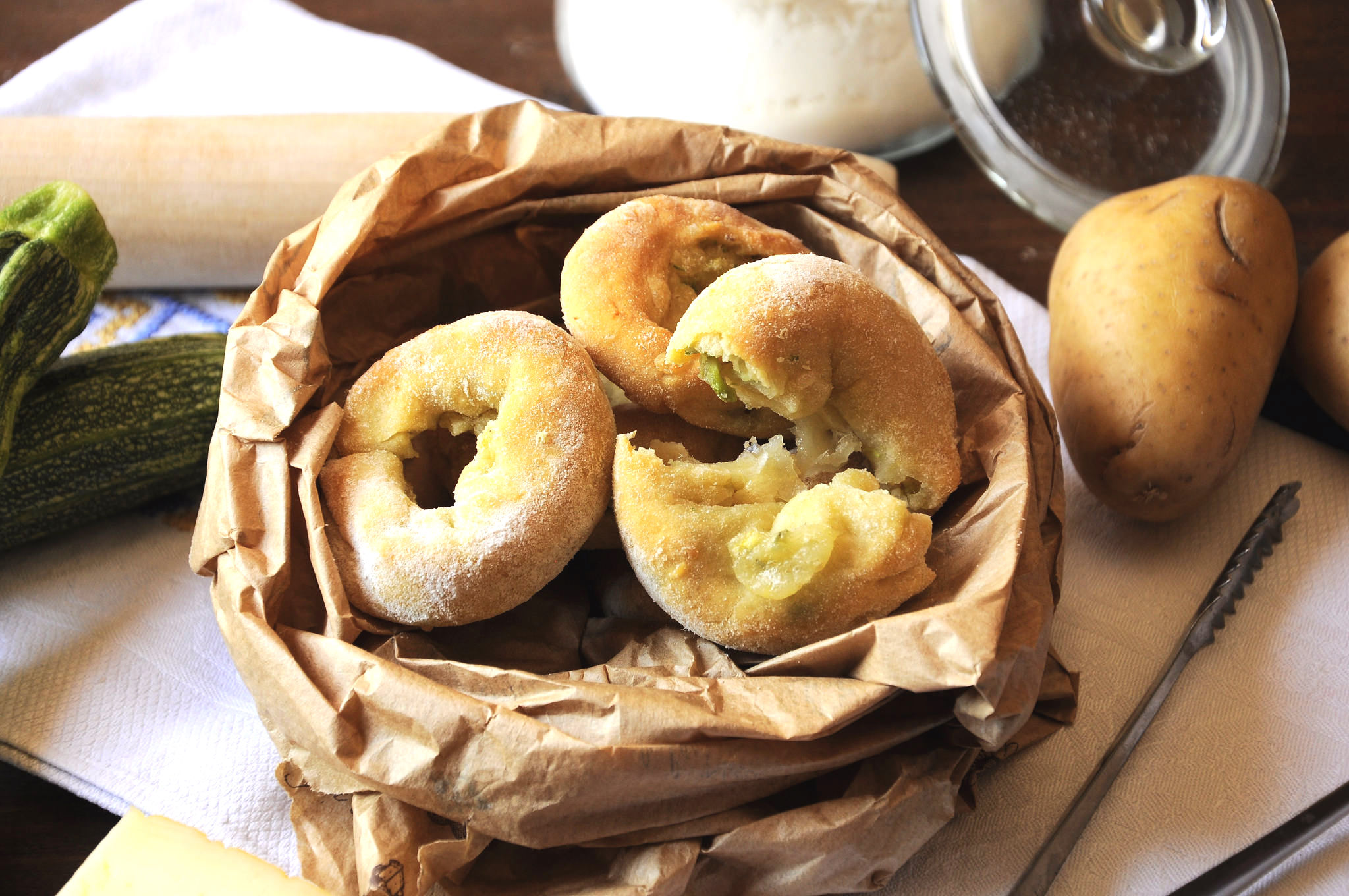 Ciambelle salate alle zucchine Bimby Ciambelle salate alle zucchine Bimby