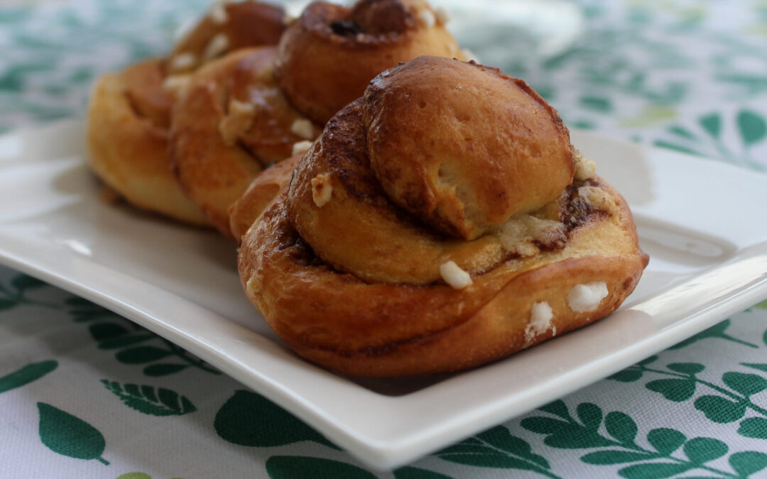 Cinnamon rolls