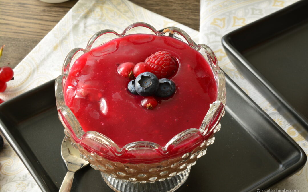 Crema mascarpone e Nutella con salsa ai frutti di bosco