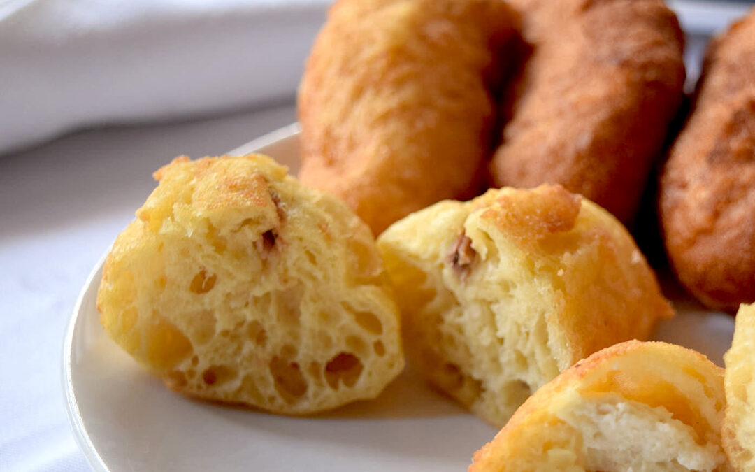 Crispelle salate con acciughe