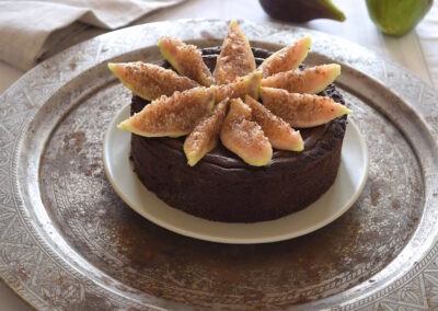 Crostata al cioccolato e fichi tipo “Fondo nero”