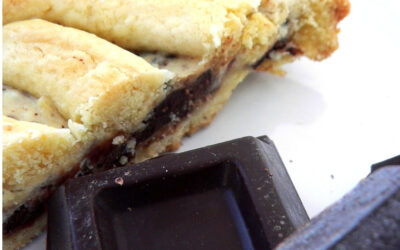 Crostata di ricotta e crema con cioccolato