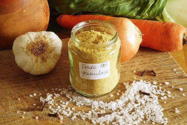 Dado granulare di carne in barattolo fatto col Bimby