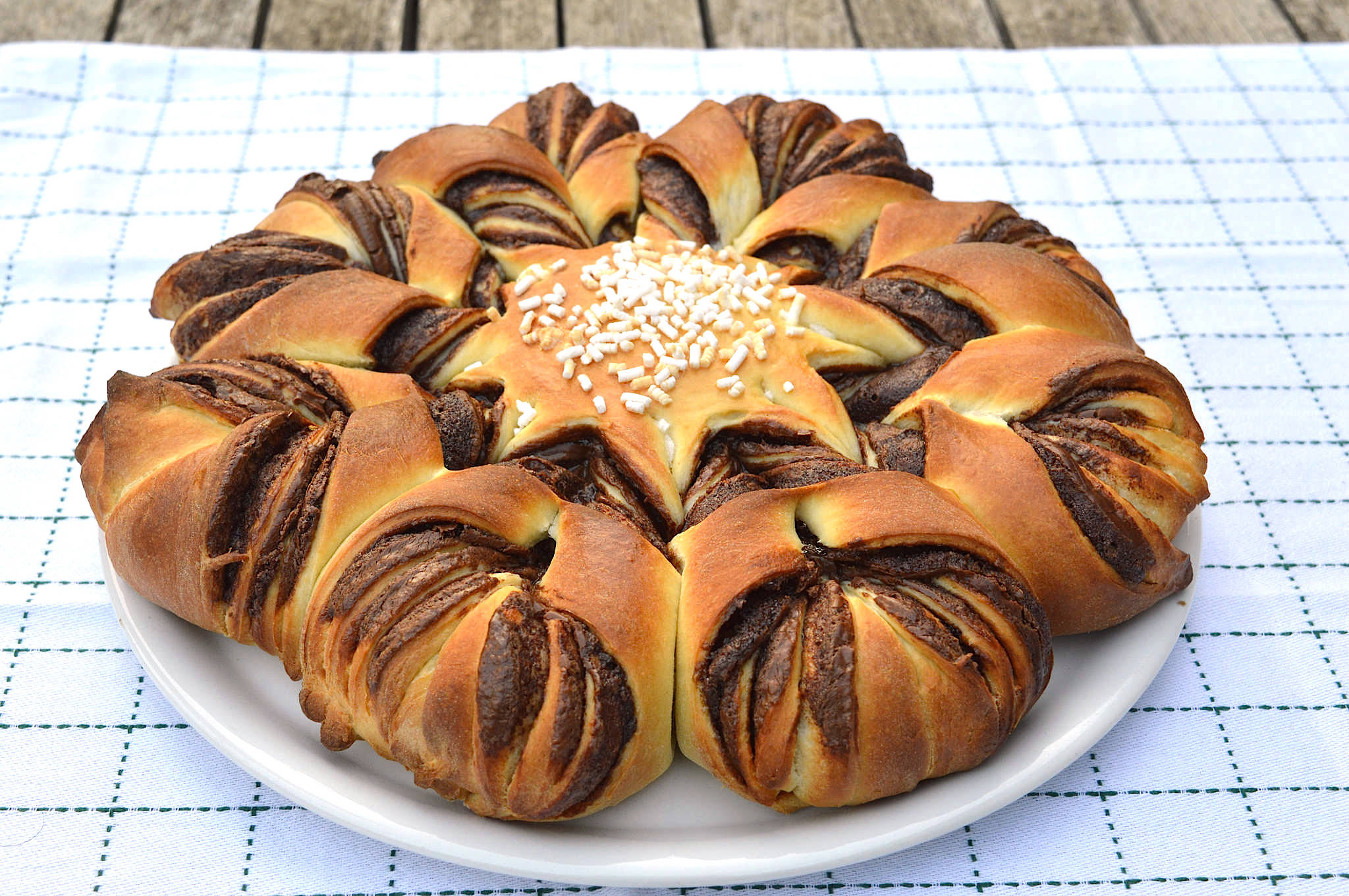 Fiore di pan brioche alla Nutella Bimby