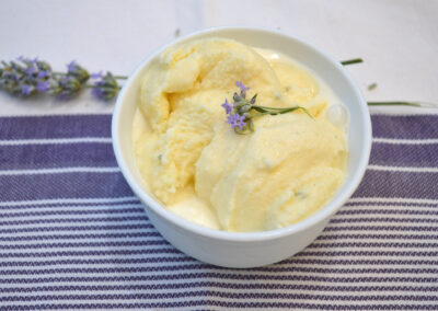 Gelato alla lavanda