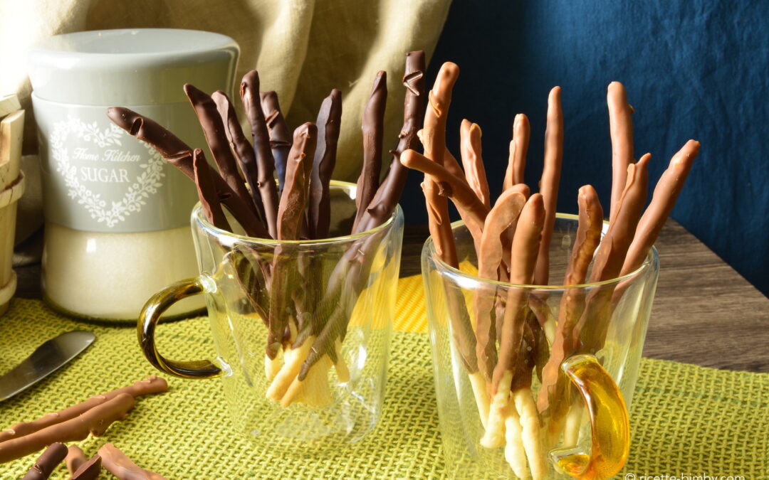 Grissini al cioccolato tipo Mikado