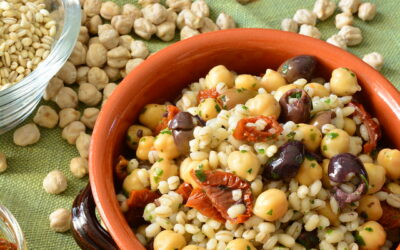 Insalata di orzo e ceci