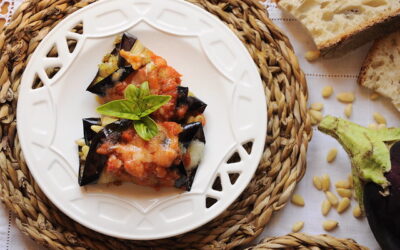Involtini di melanzane con mollica di pane