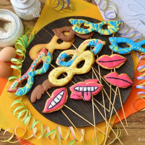 Mascherine di frolla biscotti di Carnevale Bimby