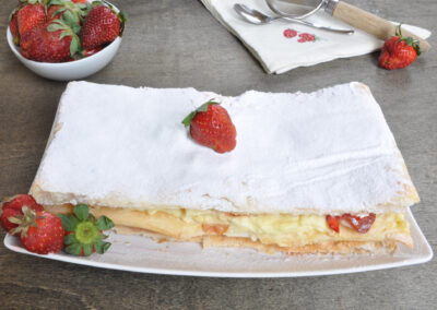 Millefoglie crema e fragole