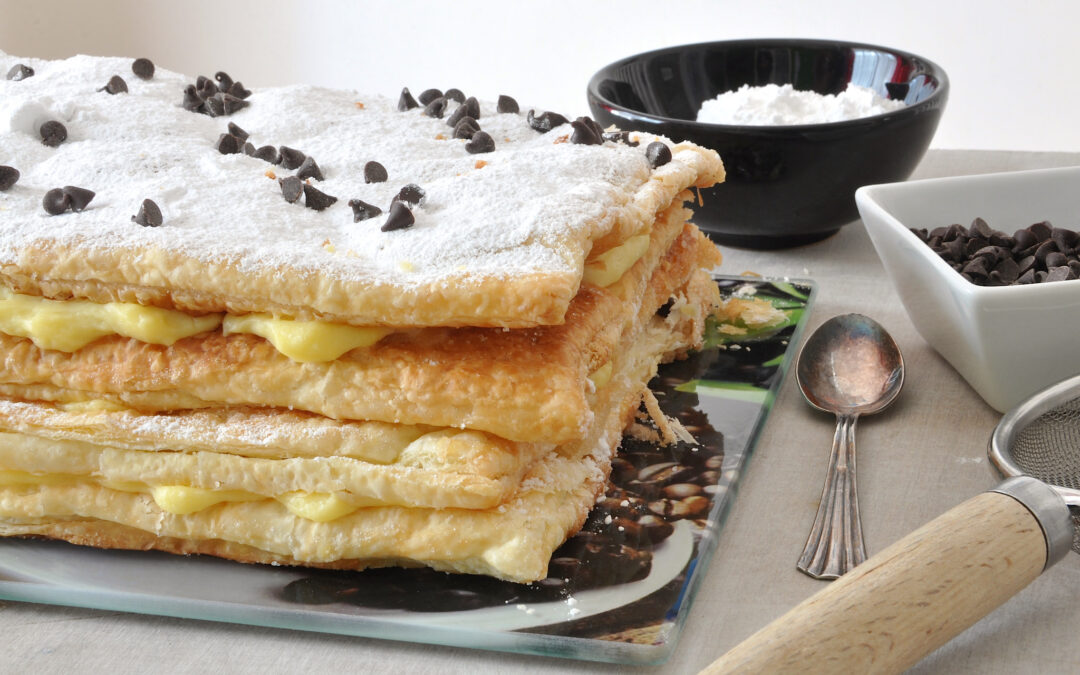 Millefoglie crema e gocce di cioccolato