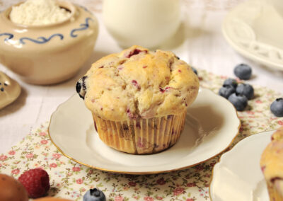 Muffin yogurt e frutti di bosco