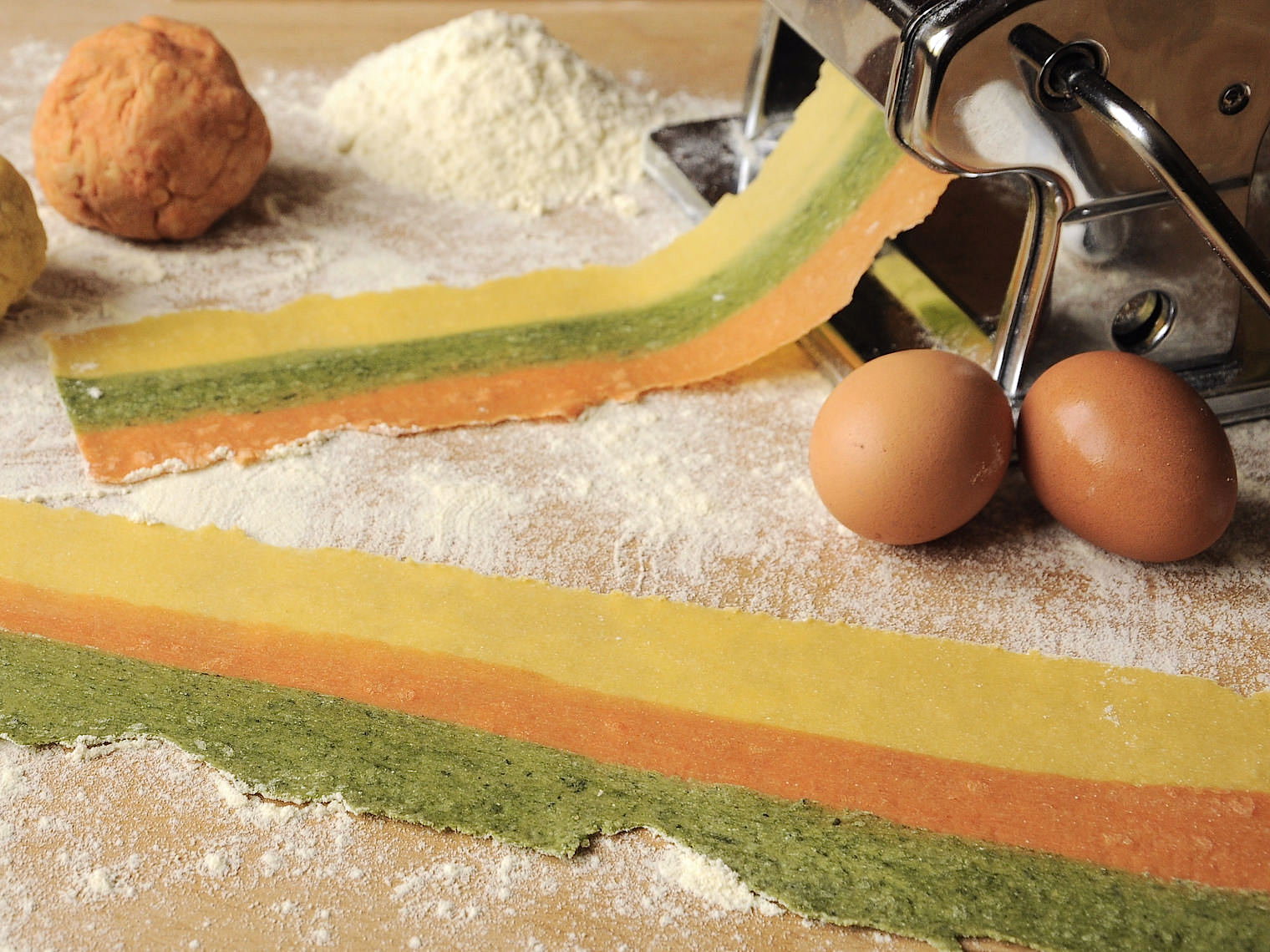 Pasta all'uovo tricolore Bimby