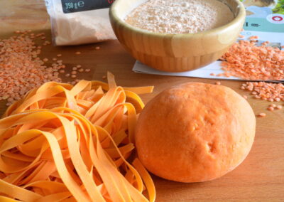 Pasta con farina di lenticchie