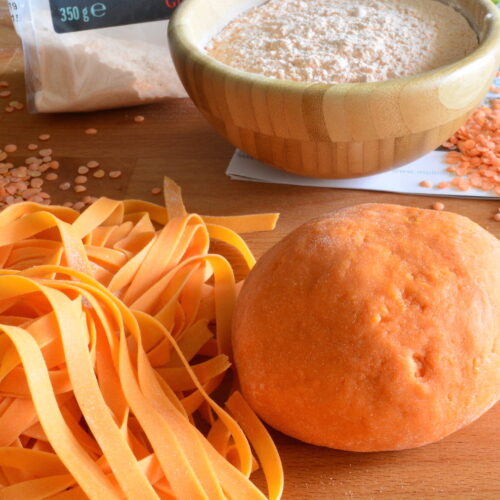 Pasta con farina di lenticchie Bimby
