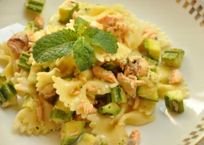 Pasta zucchine e salmone
